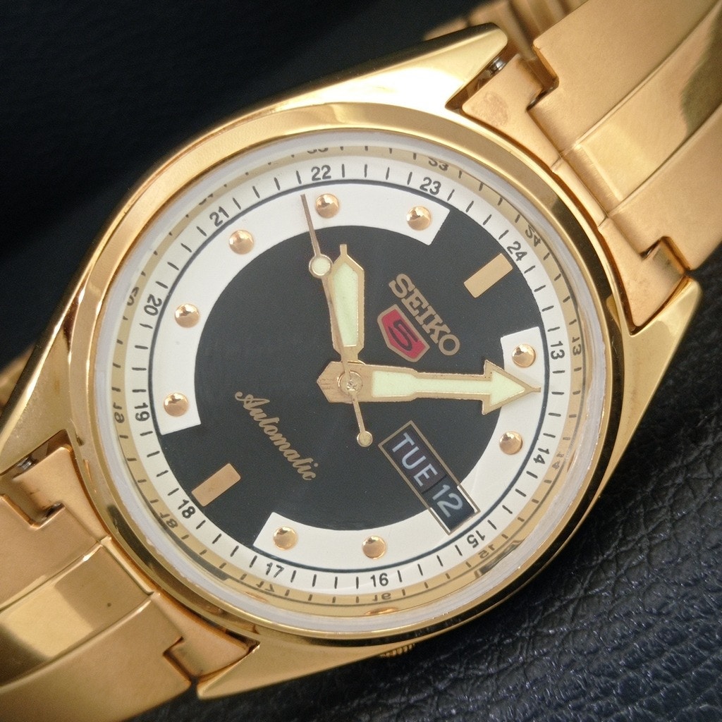 Vintage 1970 Seiko Automatic Mens Gold Watch WDaydate  Black Accents
